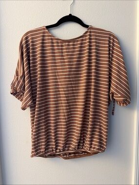NWT Daytrip Women's Brown Striped Short Sleeve Top
